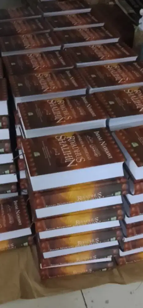 RIYADUS SHALIHIN Karya Imam Nawawi  Jilid 1