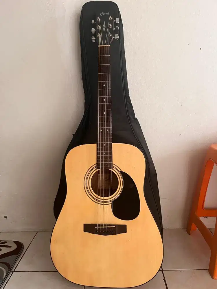 Guitar Cort AD810 OP