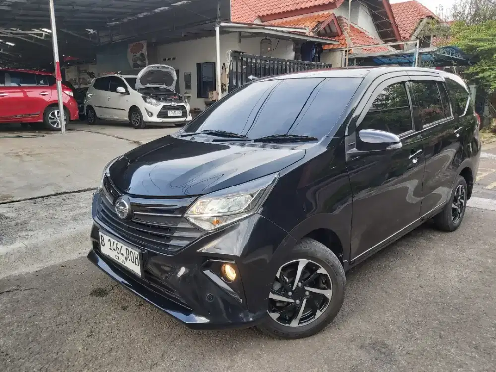 TDP 5 JUTA Sigra R Deluxe AT 2023 Hitam