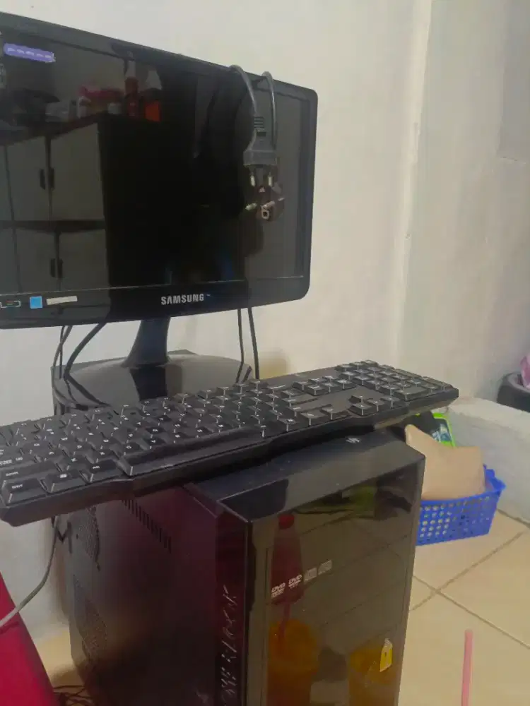Jual komputer bekas jarang di pakai