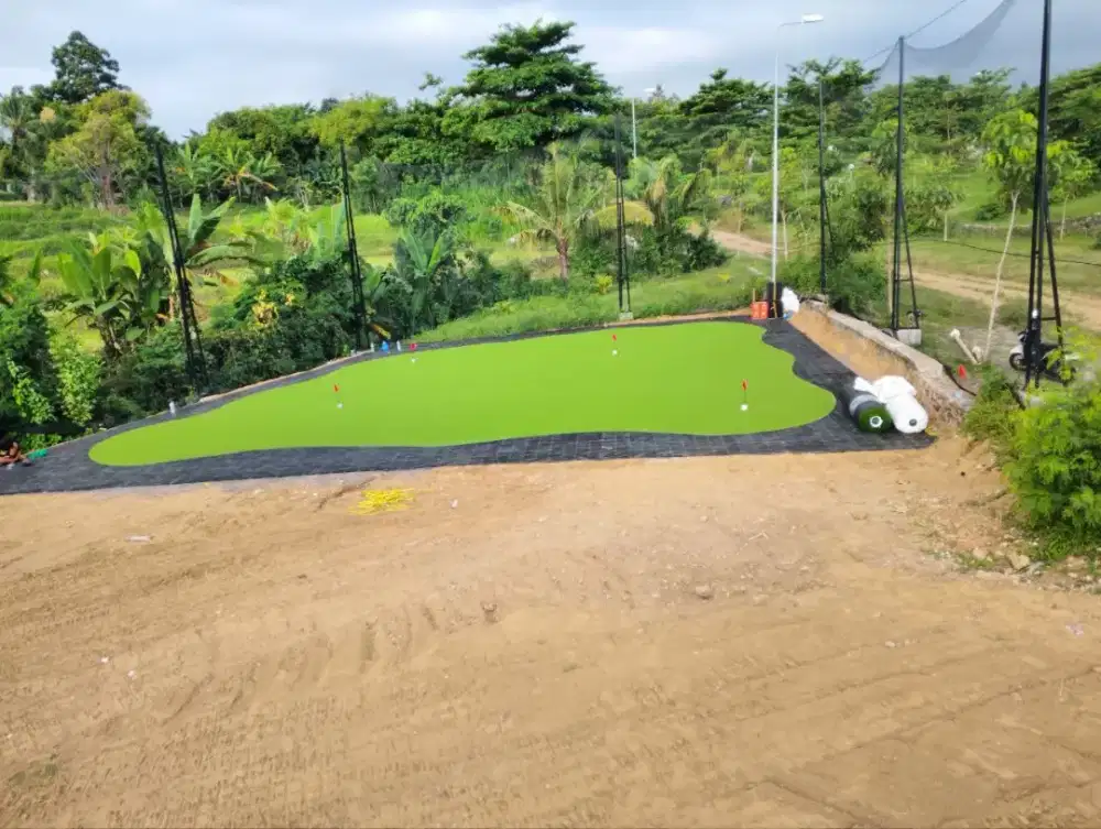 Jual rumput sintetis berkualitas, bikin rumah makin estetik