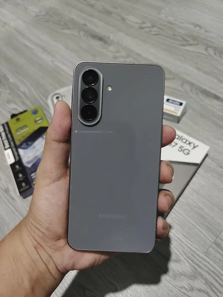 diJUAL SAMSUNG A57 Like a new