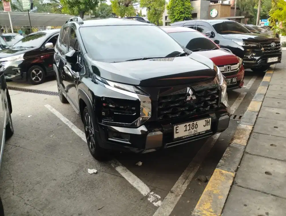 Jual cepat new Xpander Cross Premium 2025