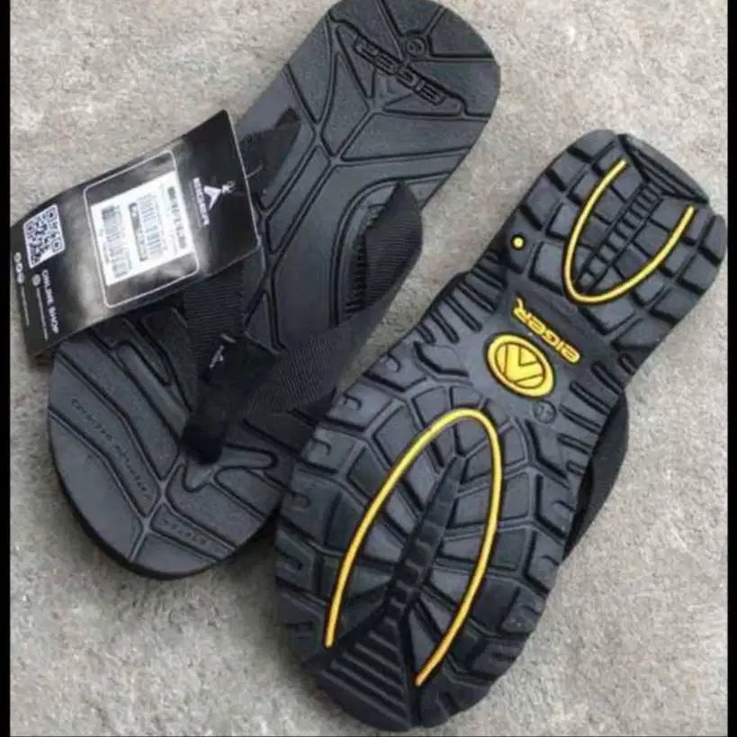 Sandal Gunung / Outdoor VENDHORSE – Tangguh di Setiap Langkah