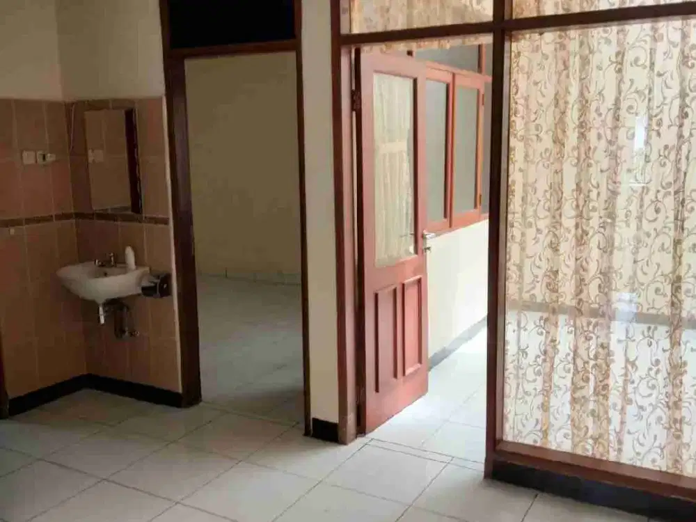 SEWA RUMAH NYAMAN SIAP HUNI TENGAH KOTA BANDUNG