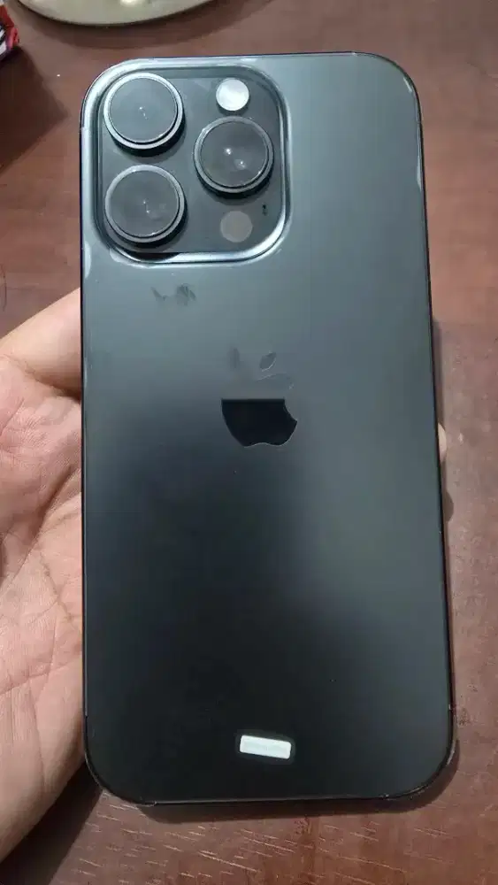 Iphone 16 pro 128gb (garansi aktif)