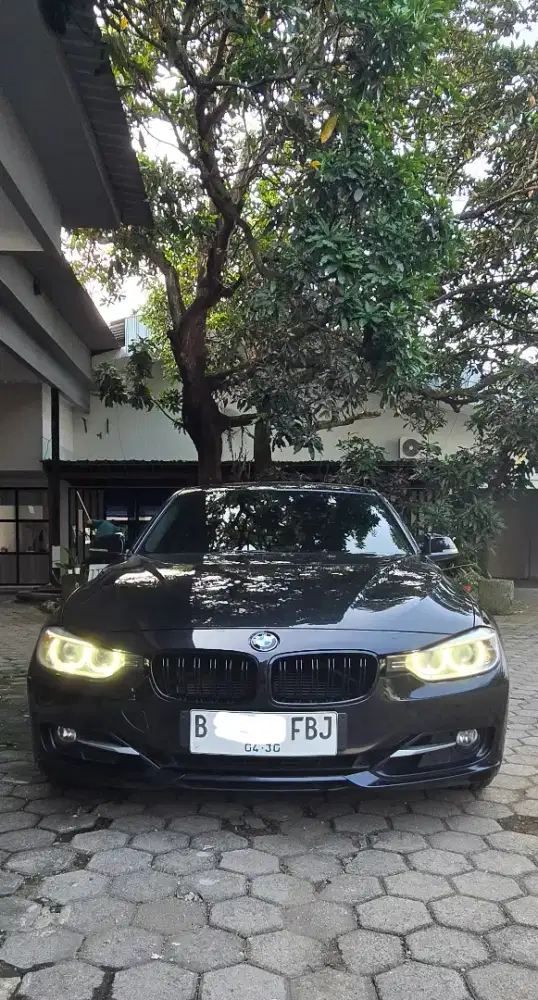 BMW F30 320i 2015 Sport line