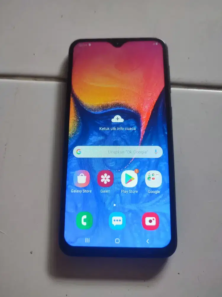 Dijual samsung A10, ram 2/32, batangan