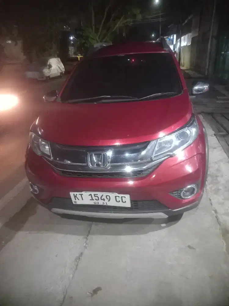 Mobil Honda BRV TRD prestige