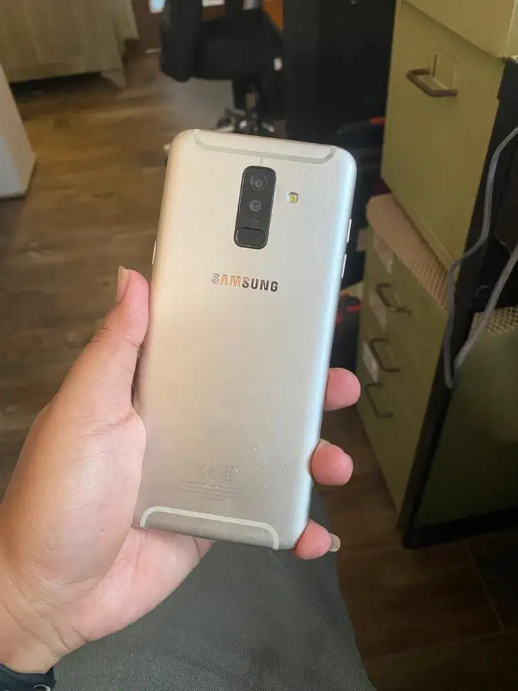 Samsung a6plus 4gb