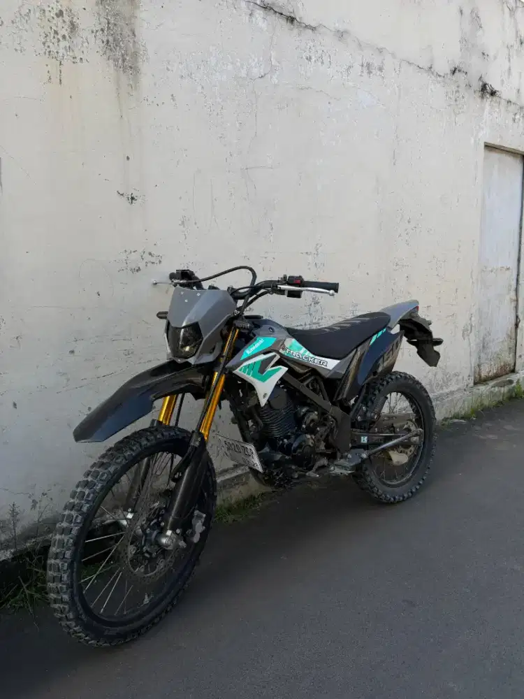 Jual KLX D tracker 2020 plat D