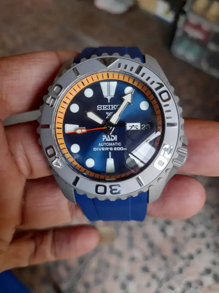 Seiko mod padi dial automatic 4r36 movement black srpd