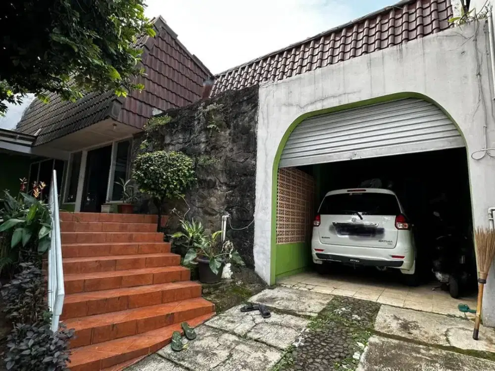 Dijual Rumah hook Siap Huni Di Komplek Cinere Estate blok A