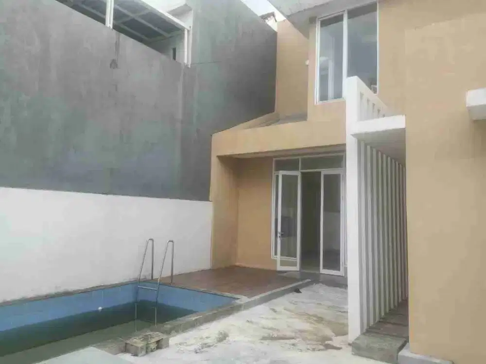 Rumah 2 lantai