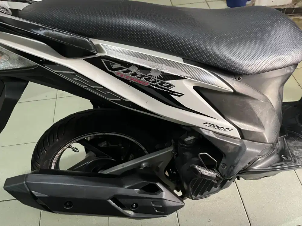 Vario kzr bawaannya lengkap isi
