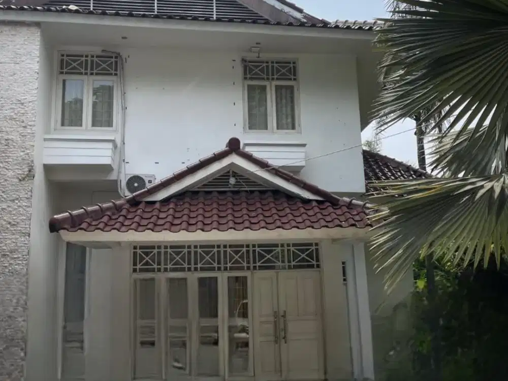 Dijual rumah desain menarik bisa untuk kantor dekat tol Desari