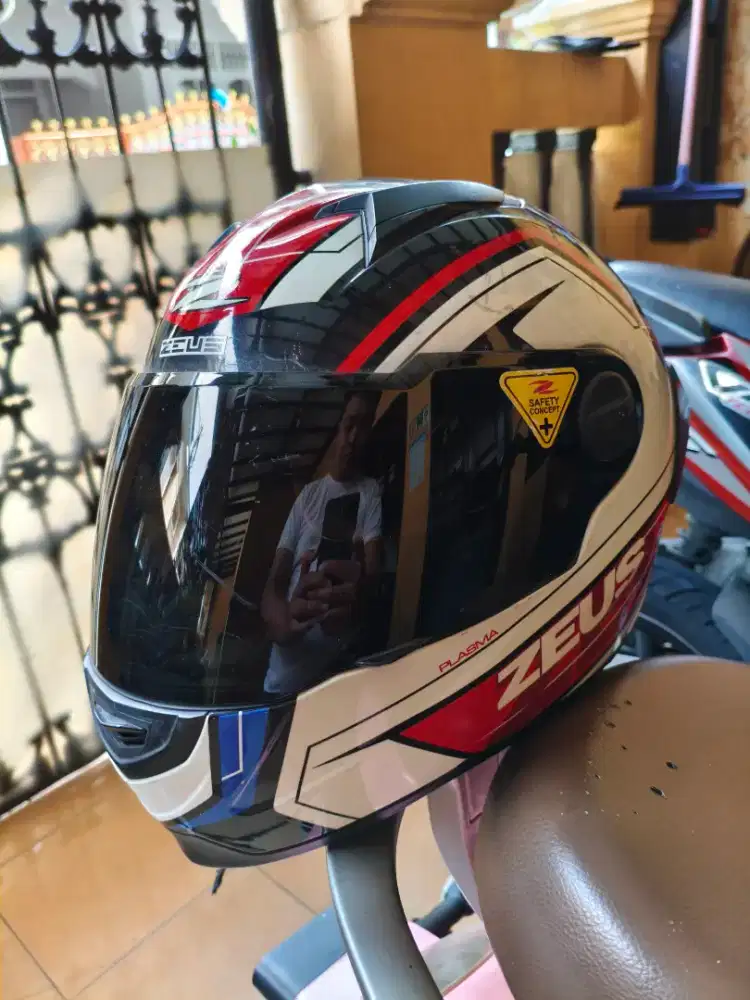 HELM ZEUS 811 FULLFACE