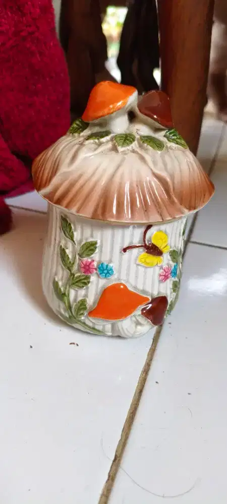 Keramik jamur vintage
