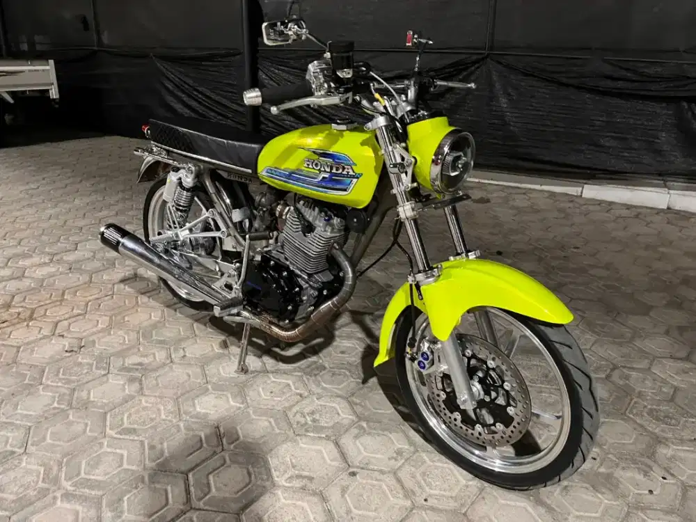 Honda cb 100 tahun 1978