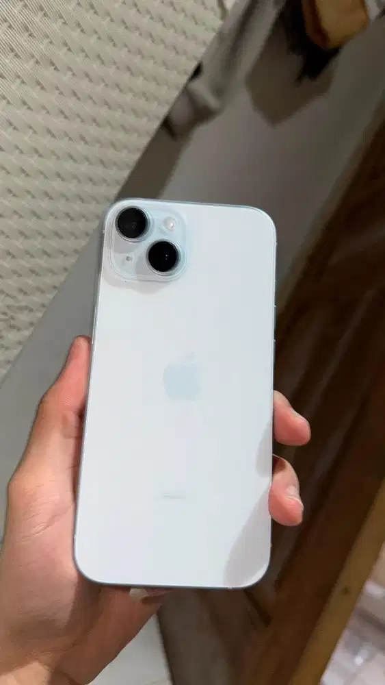 Jual iphone 15 ram 128 ibox warna blue pembelian bulan mei 2026