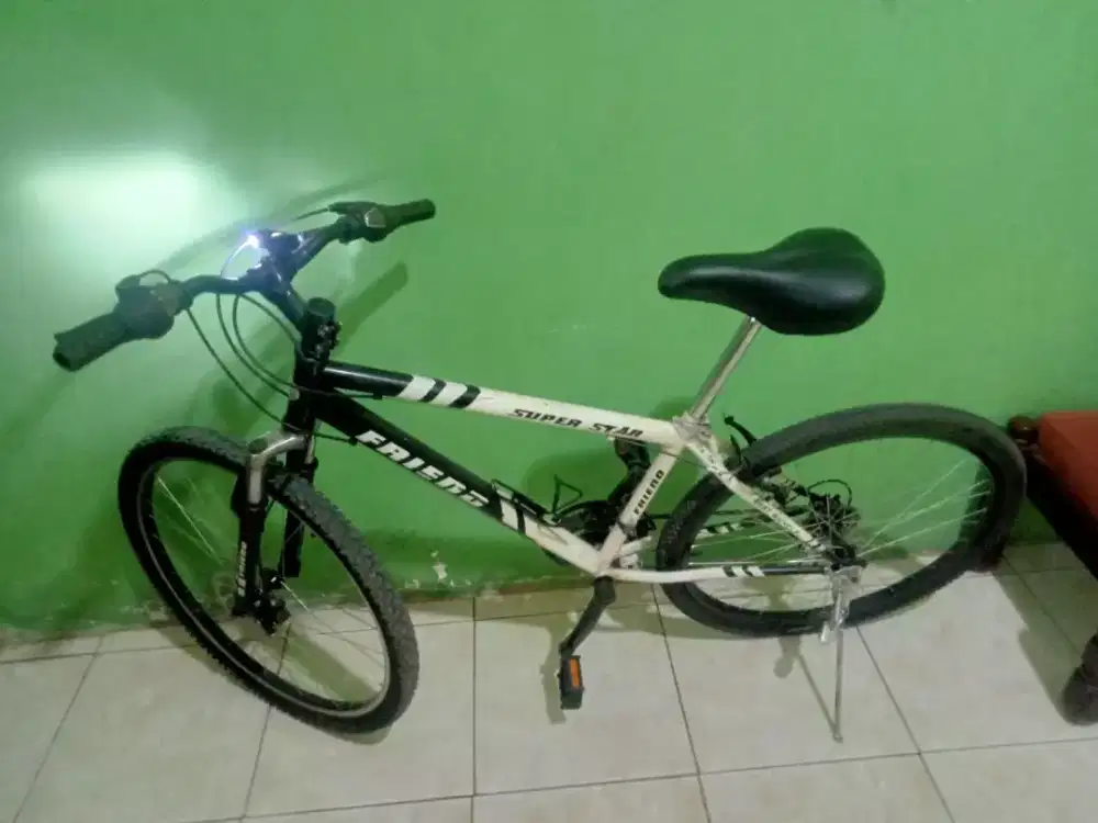 SEPEDA GUNUNG MERK BES FREN UK 26 NO MINUS
