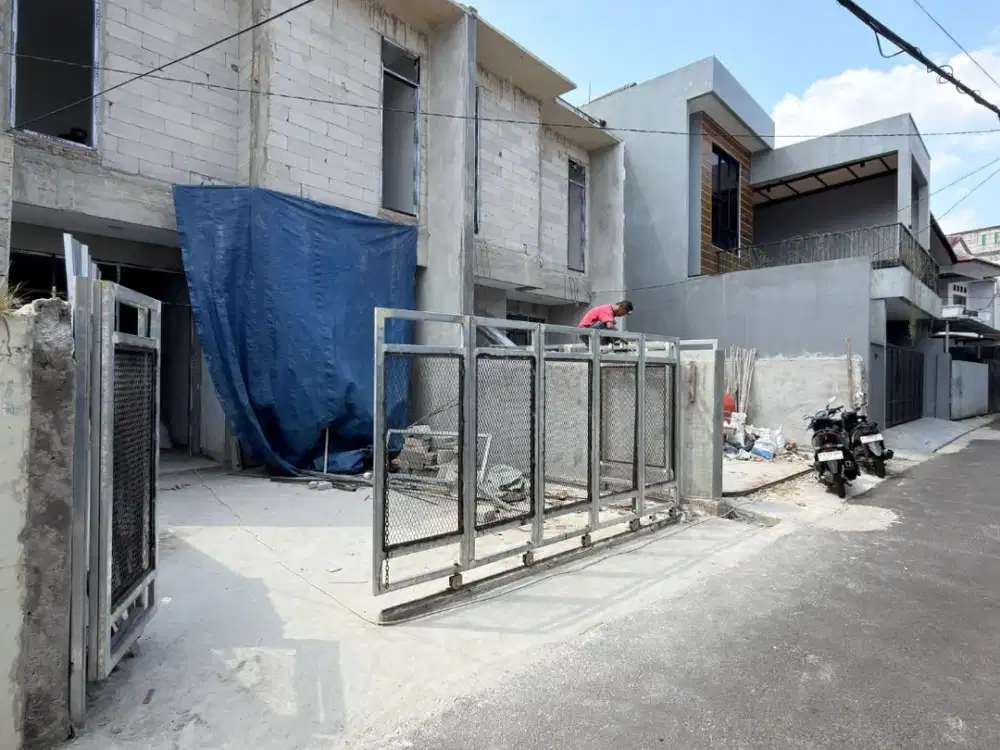 Rumah Baru Dekat Jalan 3 Mobil Dekat Eco Park Tebet