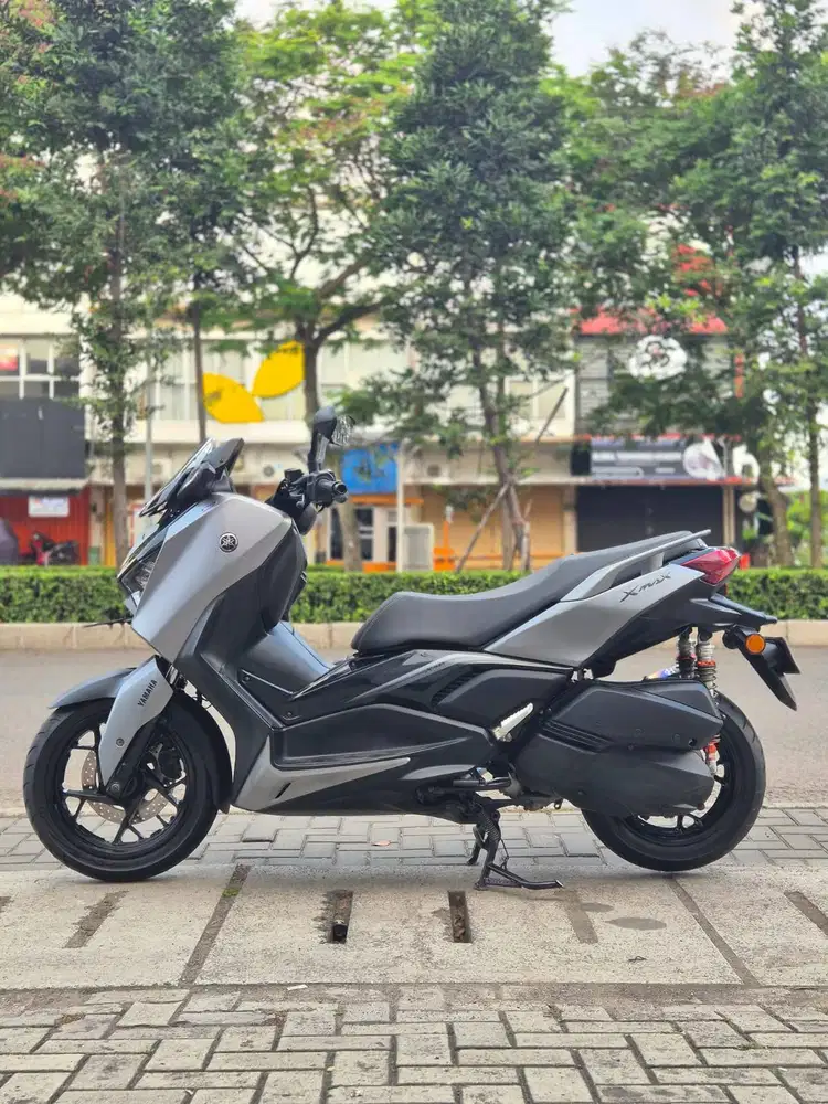 YAMAHA NEW XMAX 250 ABS CONNECTED SILVER 2025 KM LOW TAX ON RASA BARU