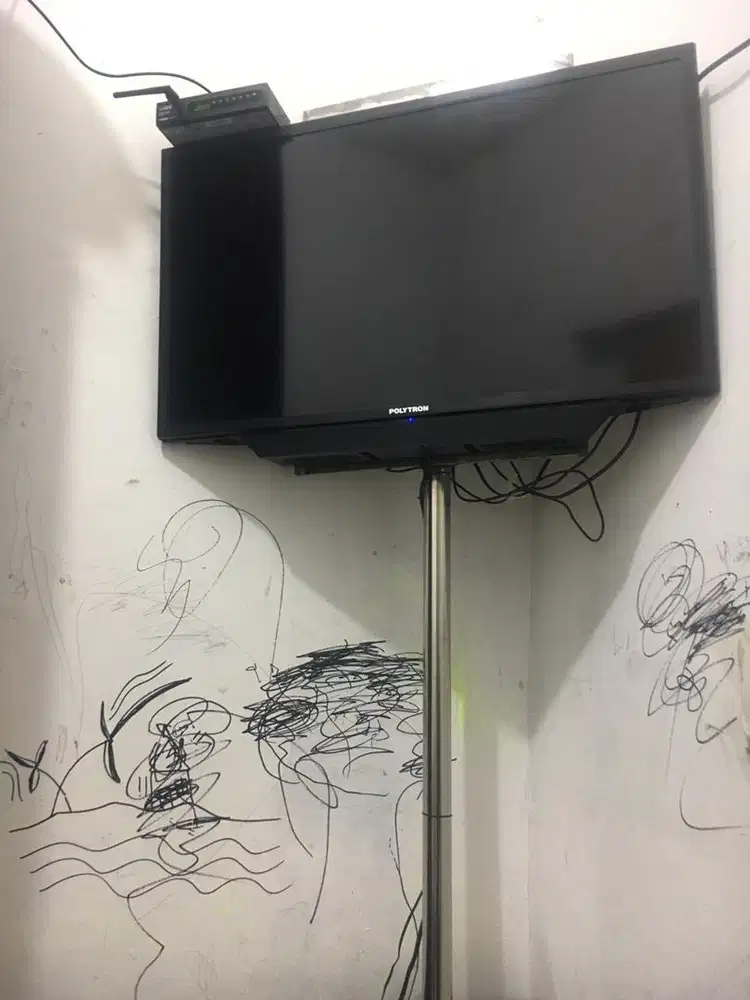 TV LED Panasonic Soundbar (lengkap)