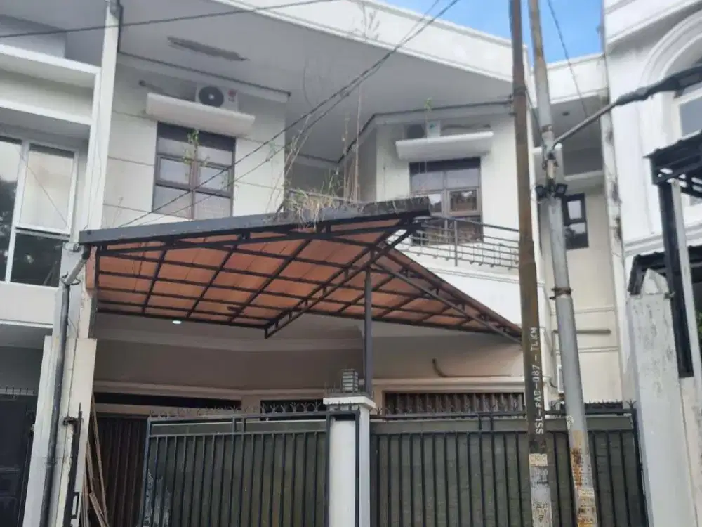 Rumah Siap Huni dan Nyaman Daerah Karang Tempel - 11513