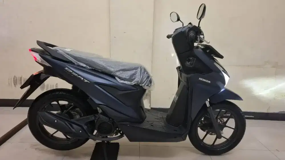 Beat deluxe 2025/2026 km 100 kyless seperti motor baru