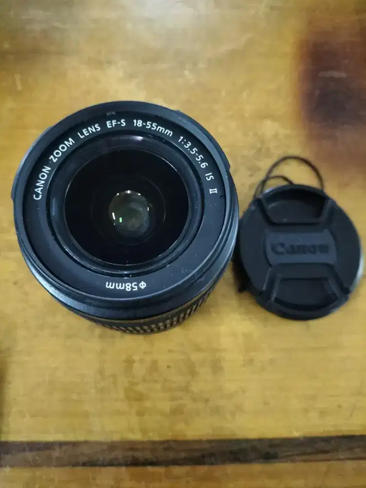Di Jual Lensa Canon EF-S 18-55mm f/3.5-5.6 IS II 58mm