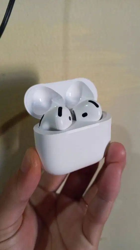 Airpods gen 4 with anc ibox