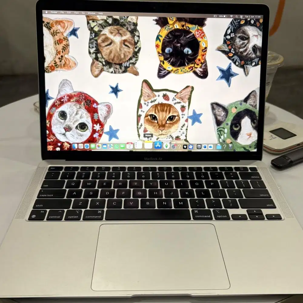 Macbook Air 2020 M1 8/256gb