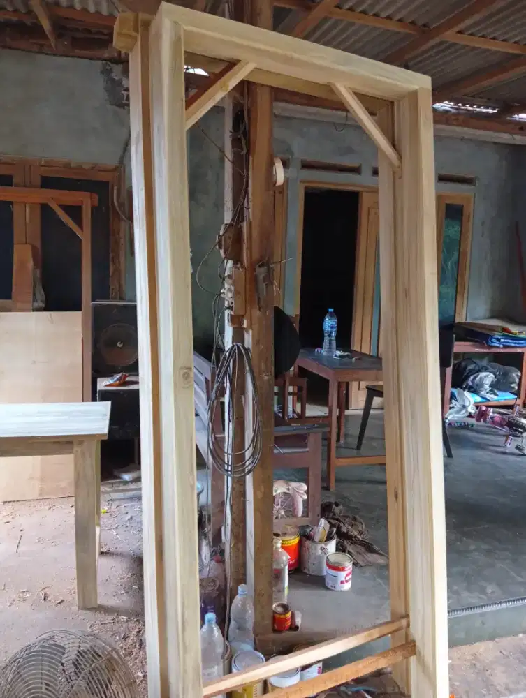 Kusen kayu jati