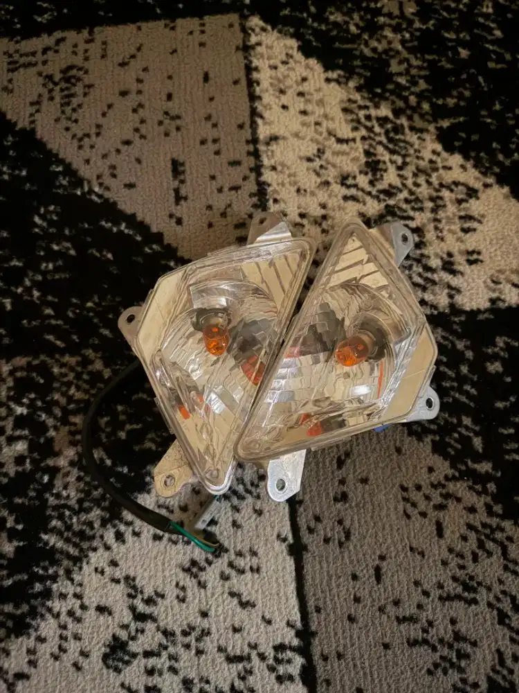 Lampu Sein Copotan Zx25r  Tahun 2021 (NEGO SAMPAI DEAL)