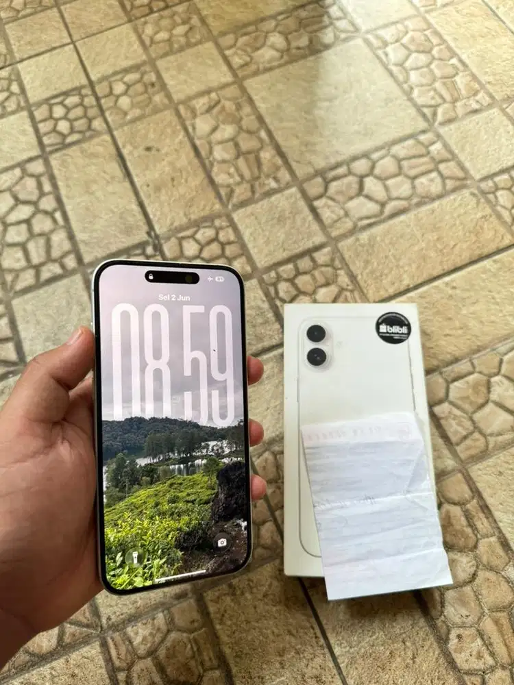 Iphone 16 plus 128gb blibli