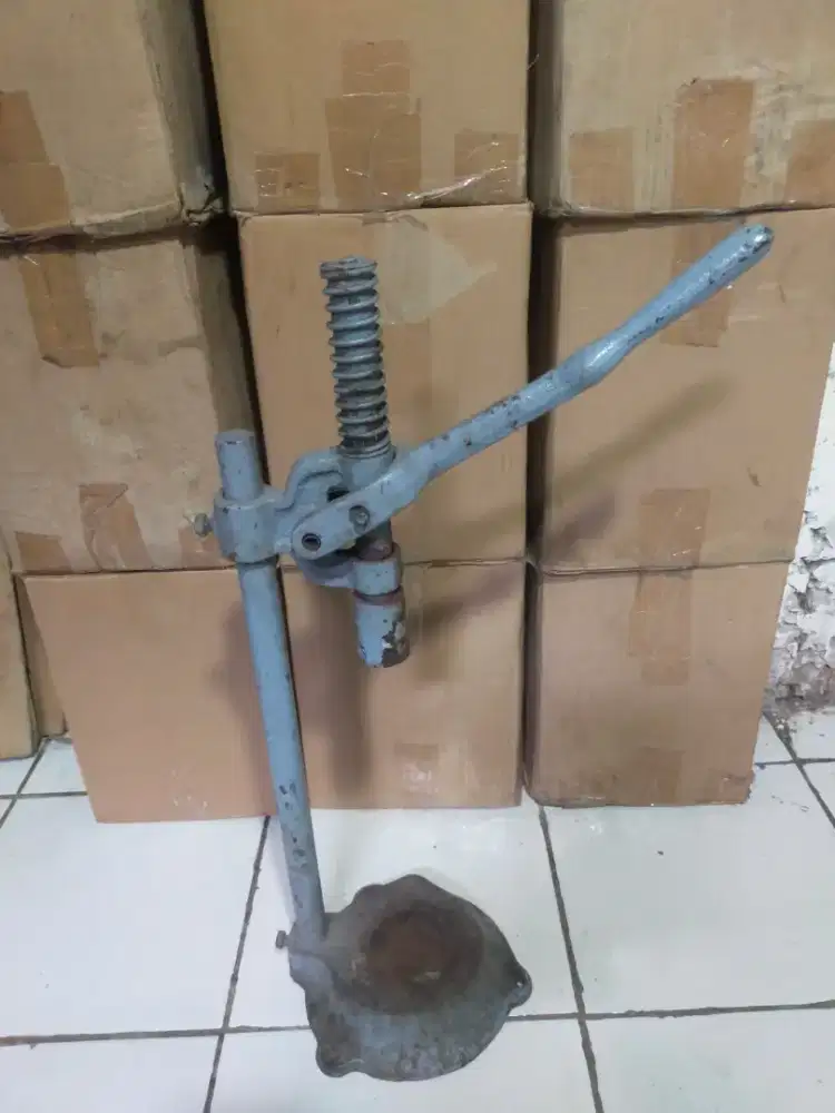 Jual alat tutup botol manual