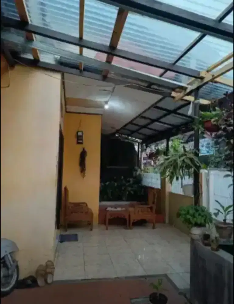 Jual rumah Villa Ciomas Indah