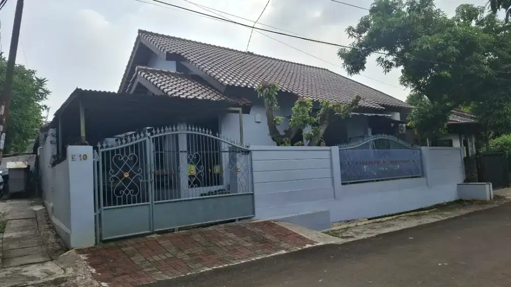 Rumah menghadap TIMUR di dekat BINTARO. Selangkah dr tol & stasiun