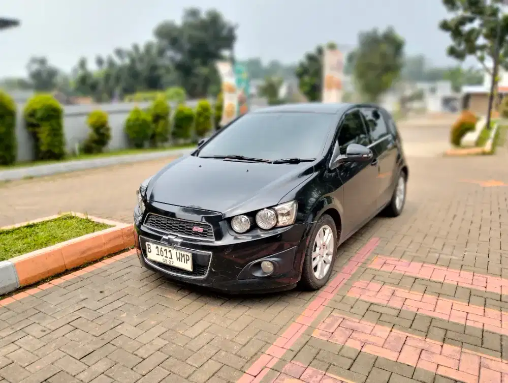 Chevrolet Aveo Sonic LT 2014