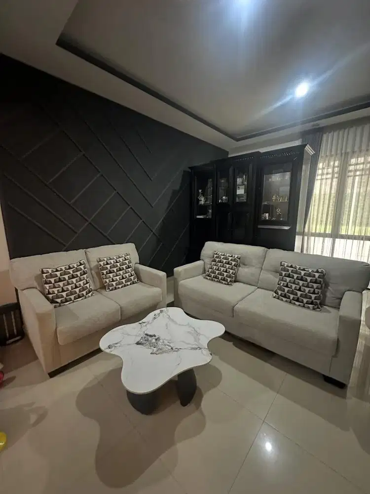 DIJUAL Sofa Set 2 & 3 Seater (Produk Informa) – Elegan & Nyaman!