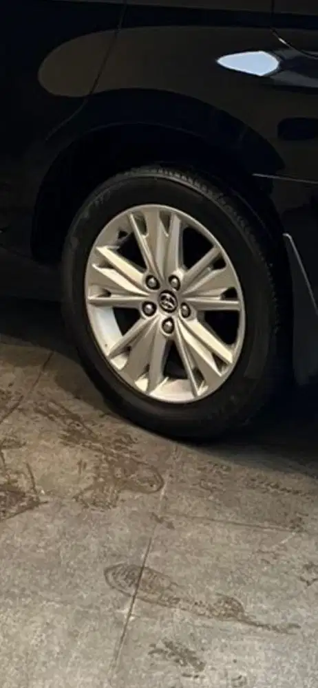 Velg Original Toyota Innova Q Diesel mulus original paint