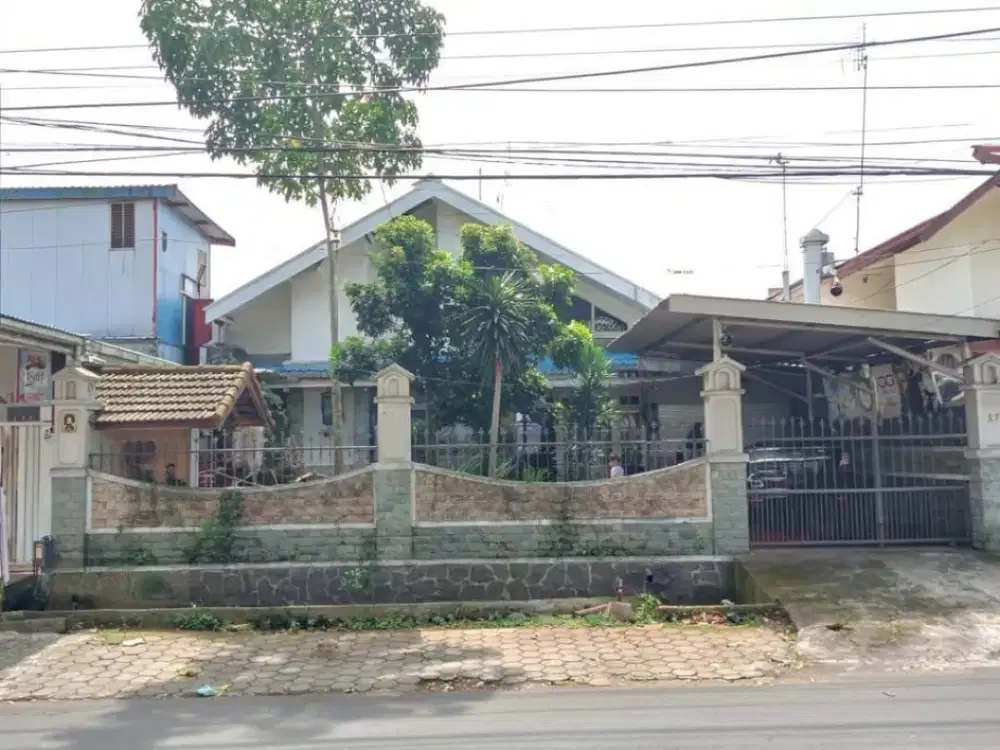 Dijual Rumah Area Komersial dan Strategis di Sawojajar, Malang