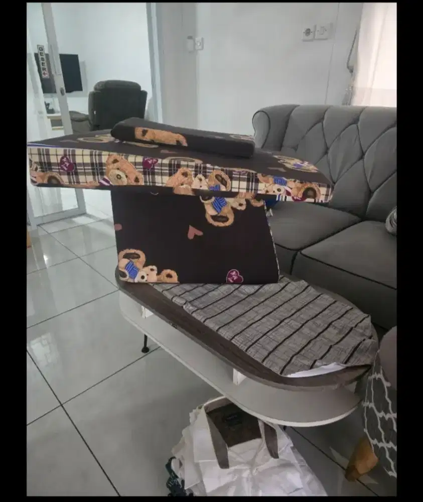 Jual cepat bantal kasur mobil