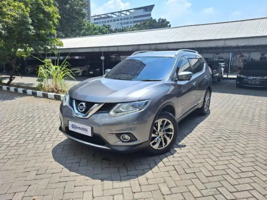 LOW DP Nissan X-Trail 2.5 T32 Bensin-AT 2015 KYU