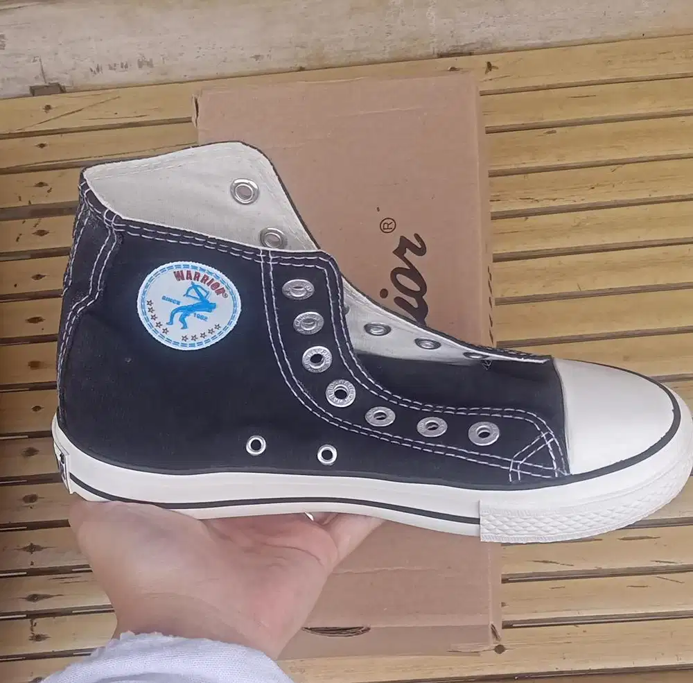 Sepatu anak SD Warrior, sepatu hitam anak ukuran 39