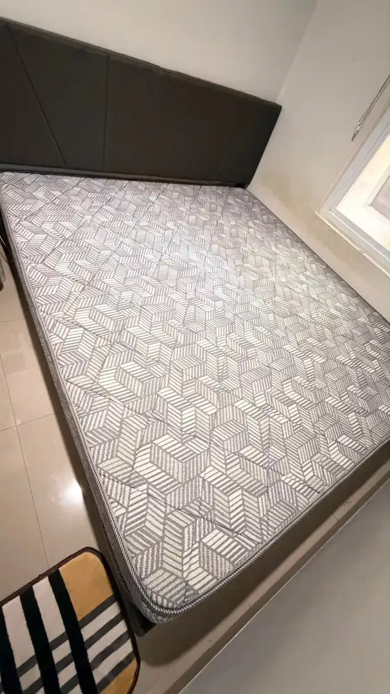 Kasur Inthebox Hybrid King 180x200