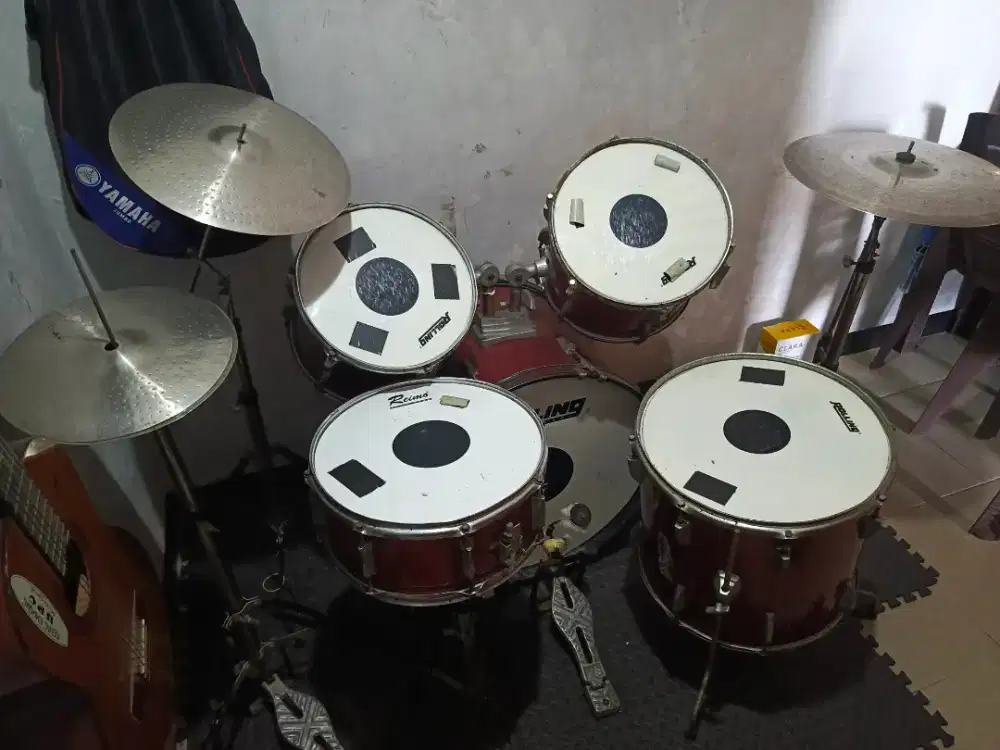 Drum akustik rolling