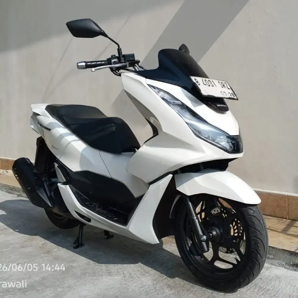 HONDA PCX 160 CBS TAHUN 2023 CASH / KREDIT MURAH DP MULAI 700 RB