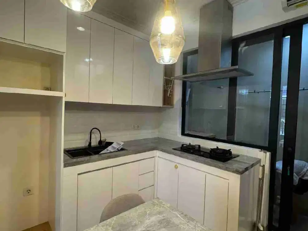 DISEWAKAN RUMAH KECIL MILENIAL 4,5x10 FULL FURNISH PIK2 EXTENSION
